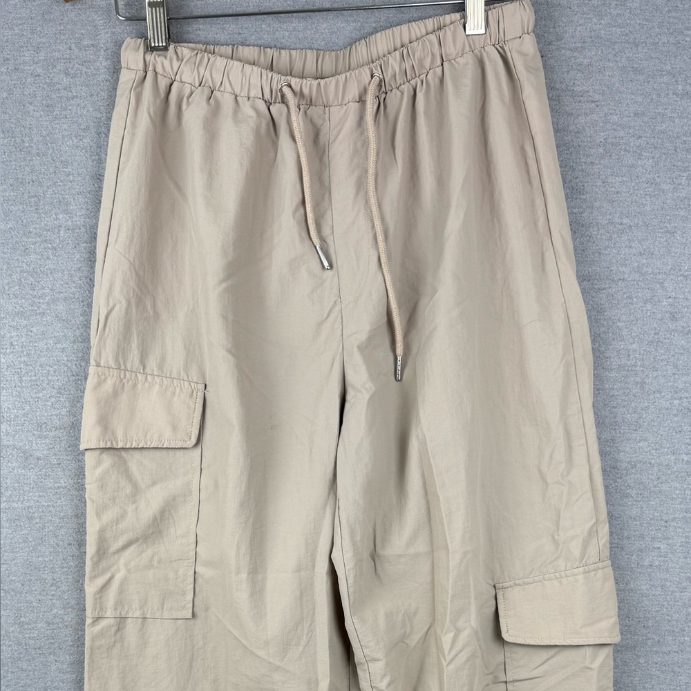 Women’s tan cargo Pants